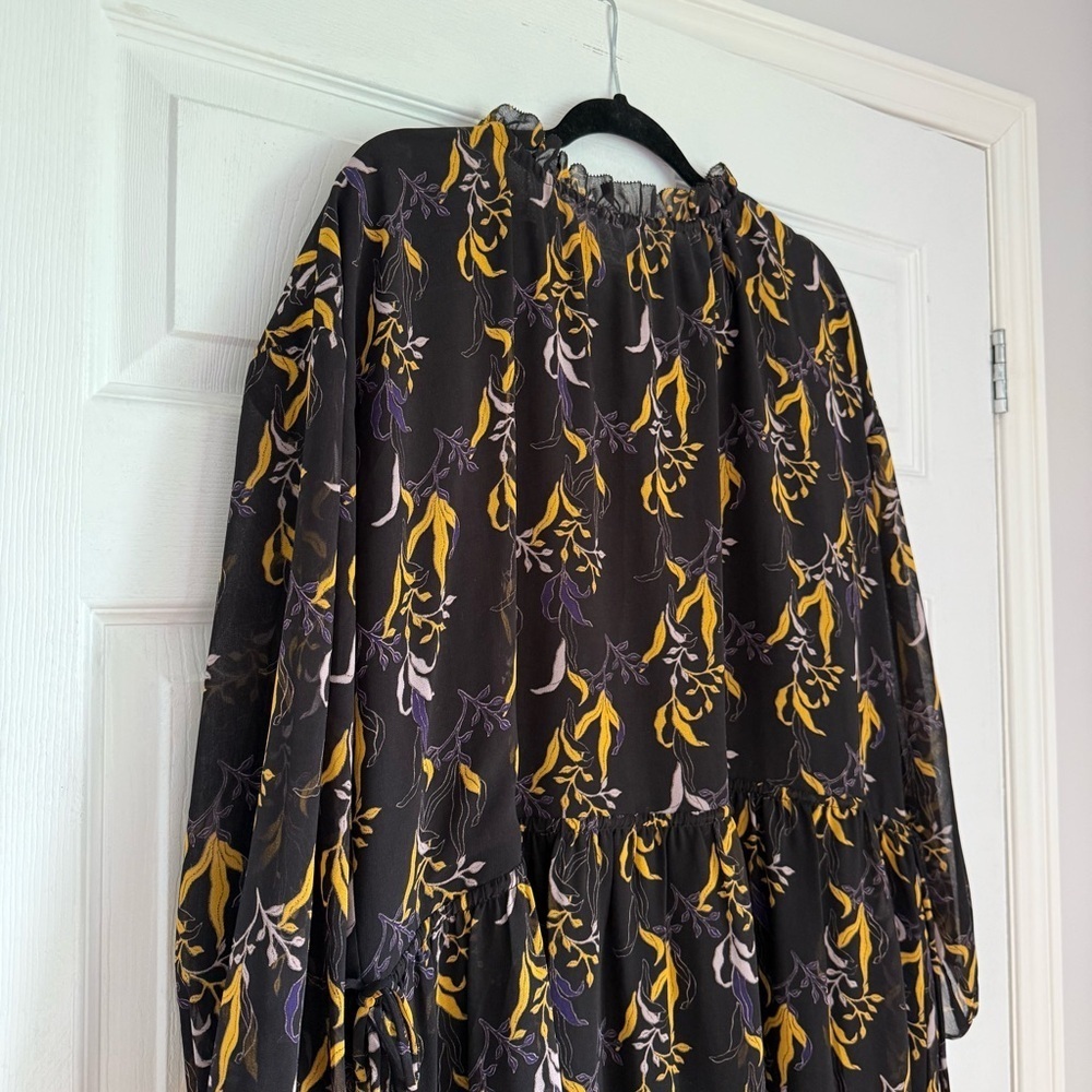 Aritzia Wilfred black floral oversized Leman dress - size 2 (Medium) - Picture 6 of 8